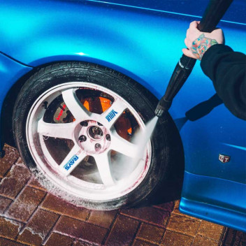 Image for Meguiars Ultimate All Wheel Cleaner - 710ml